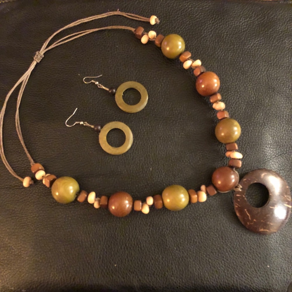 Tagua nut and coconut shell necklace & earring set